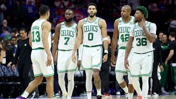PHILADELPHIA, PENNSYLVANIA - MAY 11: Malcolm Brogdon #13, Jaylen Brown #7, Jayson Tatum #0, Al Horford #42 and Marcus Smart #36 of the Boston Celtics talk against the Philadelphia 76ers during the fourth quarter in game six of the Eastern Conference Semifinals in the 2023 NBA Playoffs at Wells Fargo Center on May 11, 2023 in Philadelphia, Pennsylvania. NOTE TO USER: User expressly acknowledges and agrees that, by downloading and or using this photograph, User is consenting to the terms and conditions of the Getty Images License Agreement. Tim Nwachukwu/Getty Images/AFP (Photo by Tim Nwachukwu / GETTY IMAGES NORTH AMERICA / Getty Images via AFP)