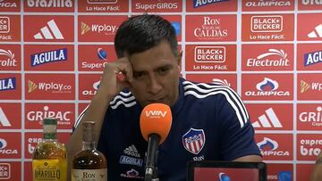 César Farías durante la rueda de prensa posterior a la eliminación de Junior de la Copa BetPlay.