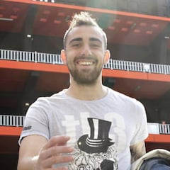 Alcácer: un traspaso con más calado social que deportivo