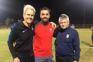 Jugó en la UC, logró dos campeonatos y hoy es DT en EEUU: “La calidad de educación para mi hija es impagable”