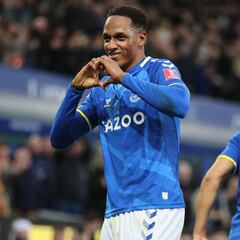 Yerry Mina, seis partidos para que Lampard se decida por él