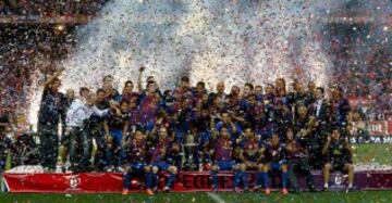 Copa del Rey 2011-2012. (25/05/12). Estadio Vicente Calderón. Athletic de Bilbao-Barcelona. El Barça ganó 0-3 con los goles de Pedro, en dos ocasiones y Messi. Último título de la era Guardiola, que se despidió como técnico blaugrana como la comenzó; ganando la Copa.