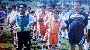 Navas comenzó su camino en el fútbol jugando con la Asociación Deportiva Escuela de Fútbol Integral de Pedregoso