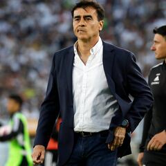 Quinteros explota contra los árbitros: “Deben proteger...”