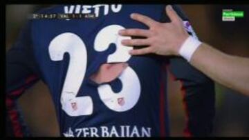 Así acabó la camiseta de Vietto.