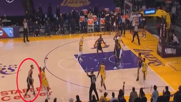 Increíble: La reacción de Curry tras el triple épico de Lebron