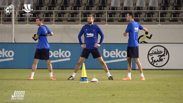 El Barcelona entrenó en Yeda para preparar la Supercopa