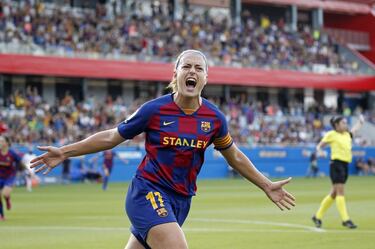 Alexia pasará a la historia del Johan Cruyff como la primera futbolista en anotar un gol. La medio marcó el primer de la goleada al TACON, futuro Real Madrid, en la primera jornada de la temporada 2019-20. El primero de muchos en el estadio azulgrana donde el Barcelona sólo conoce la victoria después de dos años. 