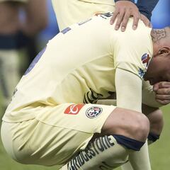 Nicolás Castillo fue intervenido de una trombosis en la arteria femoral