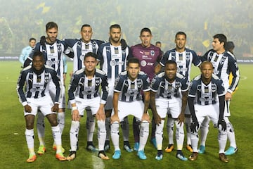 Un partido muy disputado fue el que se vivió en el Estadio Universitario. Te presentamos las majores imágenes que dejó el primer capítulo de la final.