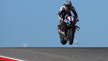 Razgatlioglu despega y desafía a Ducati