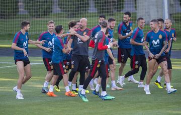 La Selección entrena bajo el intenso calor de Krasnodar