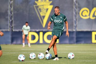 Gaizka Garitano: “El Mirandés tiene un delantero que ha costado seis millones de euros”