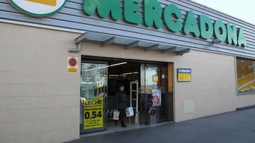 Mercadona is a Spanish supermarket operator, this Valencia-based company is the largest supermarket chain and food distributor in Spain, November 2012. (Photo by Cristina Arias/Cover/Getty Images)
