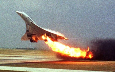 ¿Qué es la postcombustión? El motivo por el que los aviones vuelan más rápido que el sonido