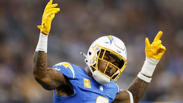 The Los Angeles Chargers improved to 7-3 with Sunday Night Football victory over the Pittsburgh Steelers, who slipped to 5-4.