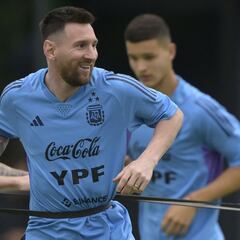 Scaloni: “Until he tells me otherwise, Messi will keep coming”