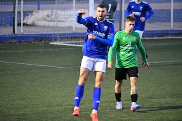 Guillem Baixauli celebra un gol durante su etapa en el Paiporta. Ahora, defiende los colores del Manises. 