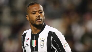 Patrice Evra, durante un partido con la Juventus.