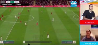 James mira a Inglaterra