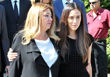 Laura Boyer y Tamara Falcó en el entierro de Miguel Boyer.