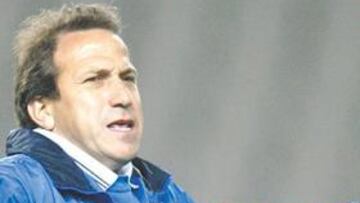 Víctor sabe que el Zaragoza quiere renovarle.