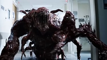 La historia detrás de esta criatura es realmente perturbadora, pues este ser con aspecto de cangrejo gigante surgió de la mezcla de los restos mortales de Bruce Lowe y Tom Holloway. No se sabe muy bien cómo, pero sus cadáveres dejaron desechos en forma de fluidos que, al tocarse, dieron forma a este monstruo. Carece de inteligencia, pero es implacable gracias a su fuerza bruta y al hecho de que esté controlado por el Azotamentes.