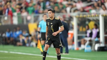 ¿Gilberto Mora a Europa? Las cláusulas que no le permitirían jugar antes de cumplir 18 años
