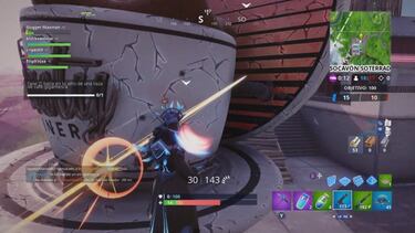 Desafío Fortnite - Baila sobre un reloj de sol, una taza de café gigantesca, y una cabeza de perro metálica gigantesca