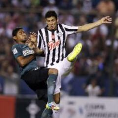 Nacional sufre con la pelota quieta: empata 2-2 con Libertad