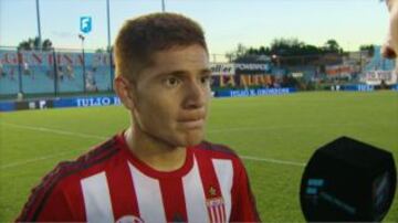 Leonardo Gil es un volante argentino de abuelos chilenos. Hace poco reconoció que lo contactaron de la Roja.