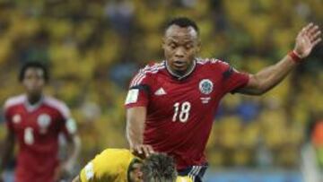 La entrada de la discordia, en la que Zuñiga lesiona a Neymar.