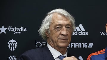 Former Real Madrid defender and Valencia great Juan Cruz Sol dies aged 73