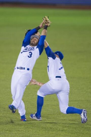 Action photo during the match Mexico vs Italia corresponding of the World Baseball Classic 2017, in Jalisco.
Foto durante el partido Mexico vs Italia correspondiente al Clasico Mundial de Beisbol 2017, en Jalisco, en la foto: (i-d) Daniel Descalso y John Andreoli Italia
09/03/2017/MEXSPORT/Cristian de Marchena