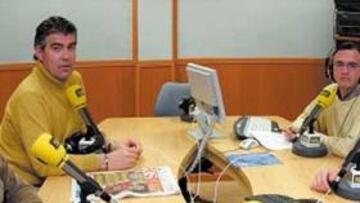 <b>EN EQUIPO. </b>Los altos cargos del Alba compartieron mesa en Radio Albacete.