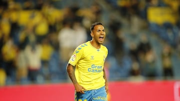 09/01/22 FUTBOL SEGUNDA DIVISION
  PARTIDO UD LAS PALMAS  -  ALMERIA  JONATHAN VIERA ALEGRIA 