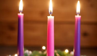 Lecturas y oraciones de todos los domingos de la Corona de Adviento para este 2025