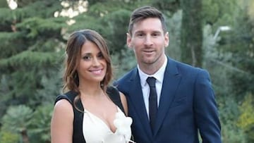 Antonella Roccuzzo defiende a su suegro de las acusaciones de su 'wedding planner'