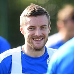 Vardy y Mahrez: "El Sevilla sufrirá con la afición y el frío"