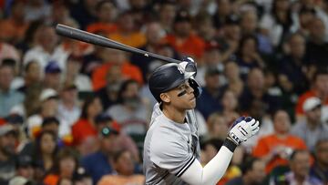 HOUSTON, TEXAS - JUNE 30: Aaron Judge #99 of the New York Yankees flies out in the third inning against the Houston Astros at Minute Maid Park on June 30, 2022 in Houston, Texas.   Bob Levey/Getty Images/AFP
== FOR NEWSPAPERS, INTERNET, TELCOS & TELEVISION USE ONLY ==