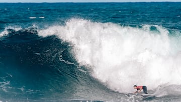 Benoit Carpentier en la ola de El Lloret, en Las Palmas de Gran Canaria