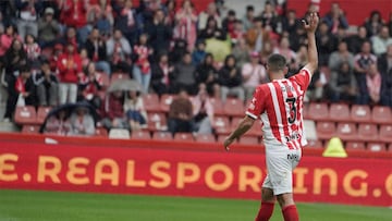 El Molinón-Quini despide a Cote, el último gran producto de Mareo