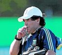 Maradona: "Podemos jugar con cuatro centrales"