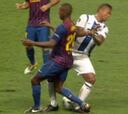 Kuipers se tragó un penalti de Abidal a Guarín con 1-0