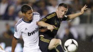 Varane y Keane, durante el Madrid-Galaxy del verano pasado.