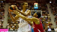 Petr Cornelie, con el Real Madrid ante el Bàsquet Girona en la Liga Endesa 2022-23.