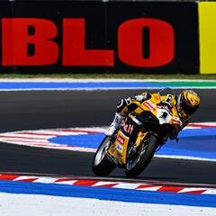 El diablo en SBK viste de amarillo