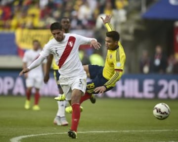 Teófilo Gutierrez y Carlos Zambrano.