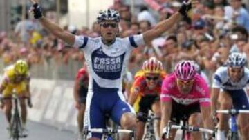 <B>NO FALLA.</B> El italiano ha ganado el primer sprint de la Vuelta, es un clásico que nunca falta a su cita con el podio.