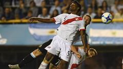 Miguel Ara&uacute;jo, joven defensa peruano que jug&oacute; ante Argentina.